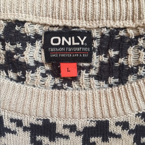 Sweater - Picture 2 of 2